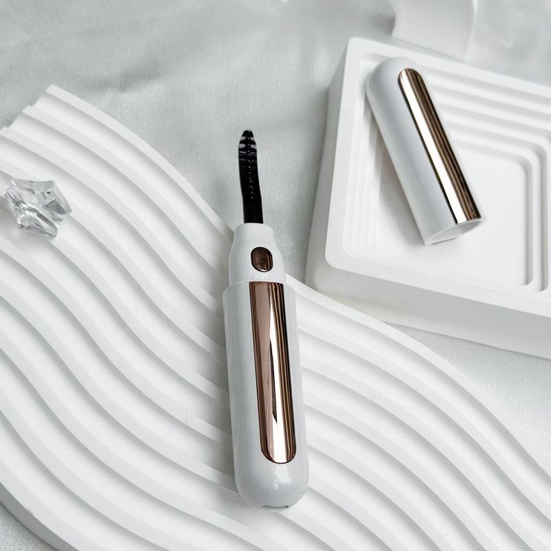 LASHLUX PRO™ HEATED EYELASH CURLER